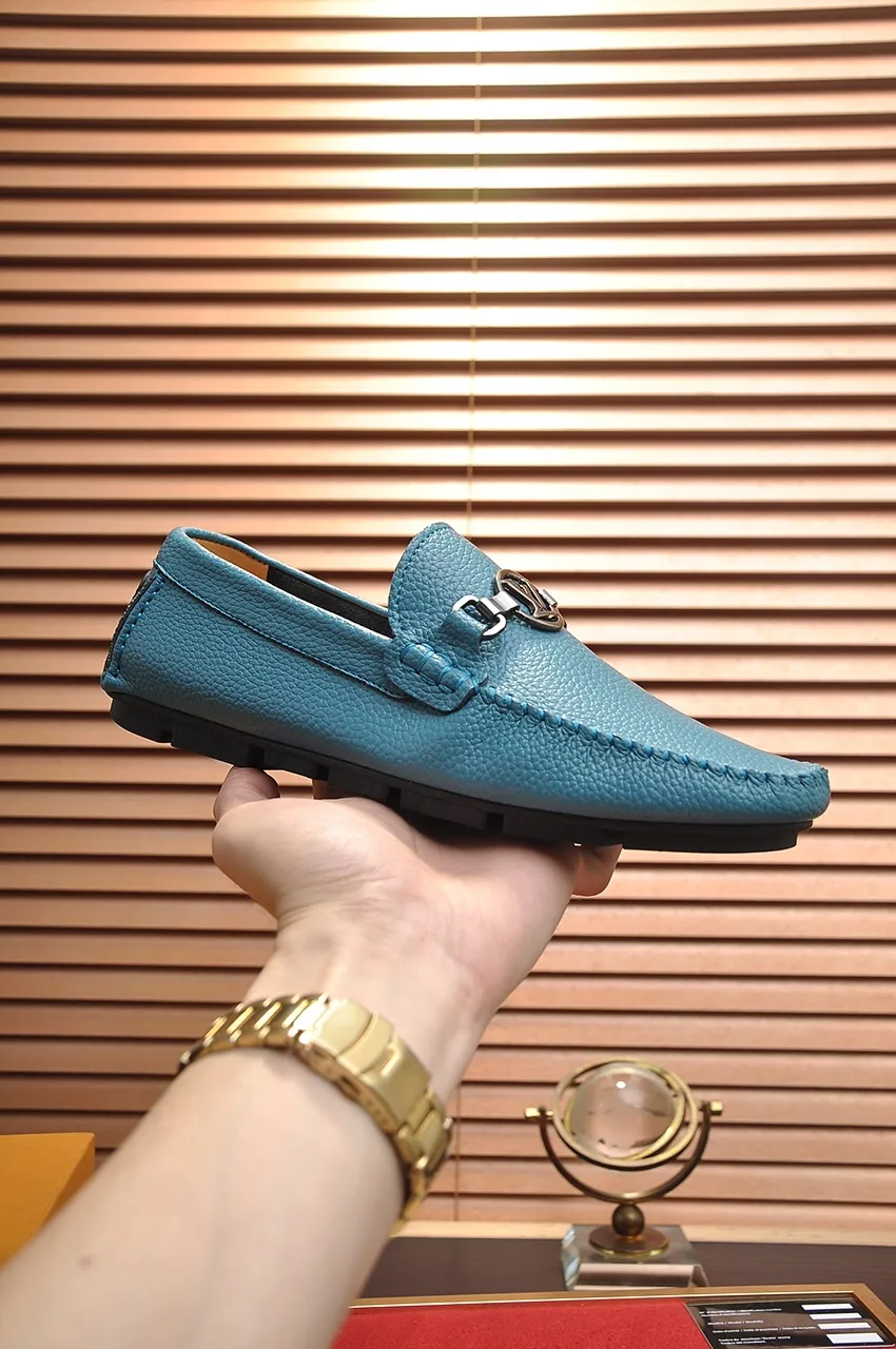 Men's men's shoes 💰420💶 [LV Doudou shoes] (water-dyed cowhide lining) new model is on the market, available on the official website. The new Doudou shoes are processed into single-color materials, and the uppers are made of imported horsehide leather. The body of the shoe is fully hemmed with mark thread, and is lined with imported original cowhide leather. The elegant shoe shape is super suitable for all-matching, and the size is 38-44.